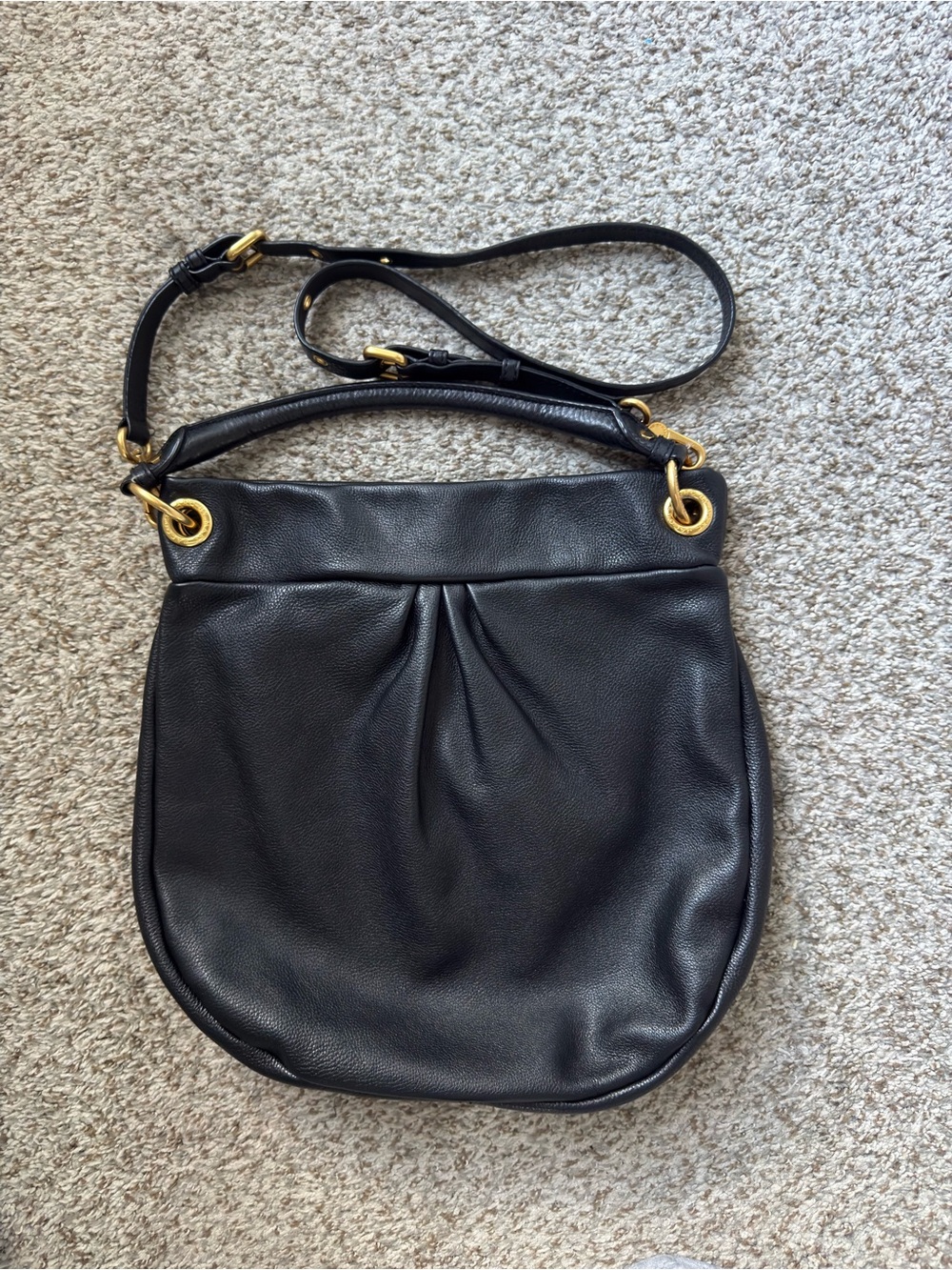 Marc by Marc Jacobs Classic Q Hillier Hobo Bag – Black Pebbled Leather, Gold HW - Picture 4 of 7